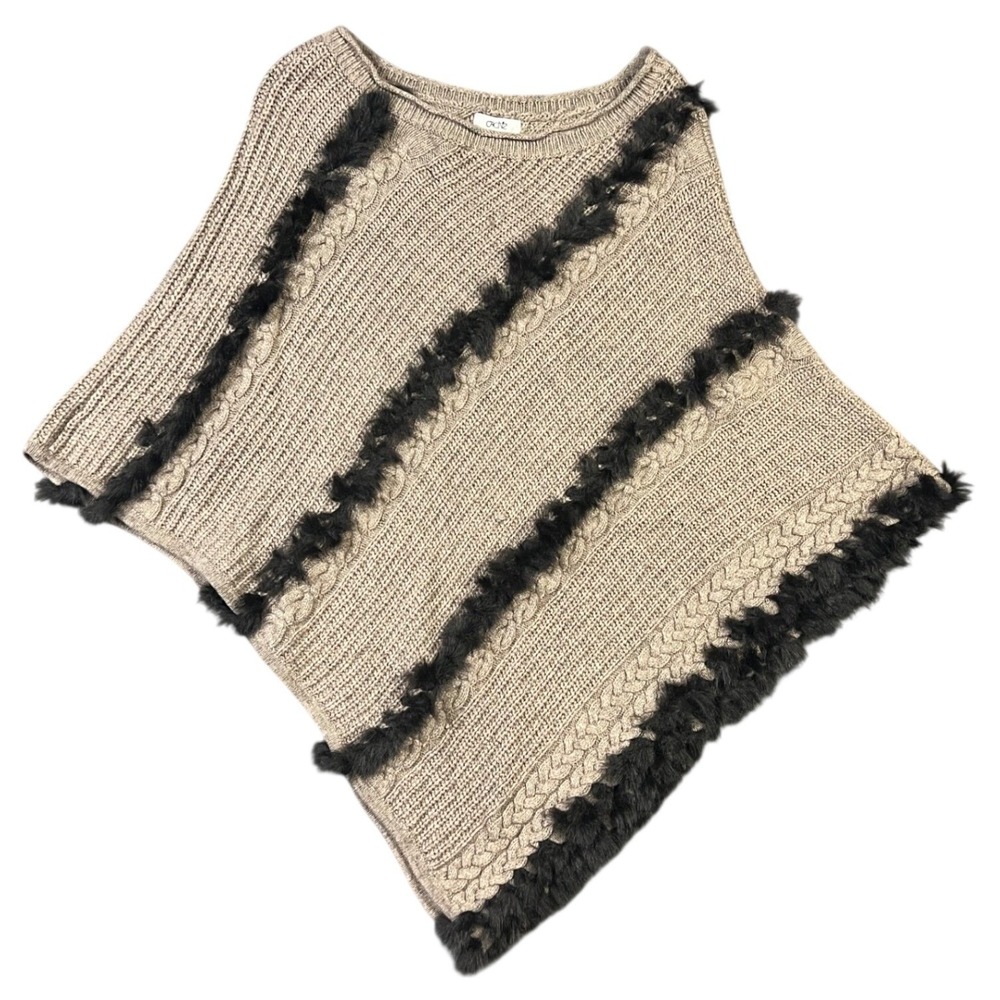 Cache Poncho Women M/L Fawn New Faux Fur Trim Cable Knit Angora Blend